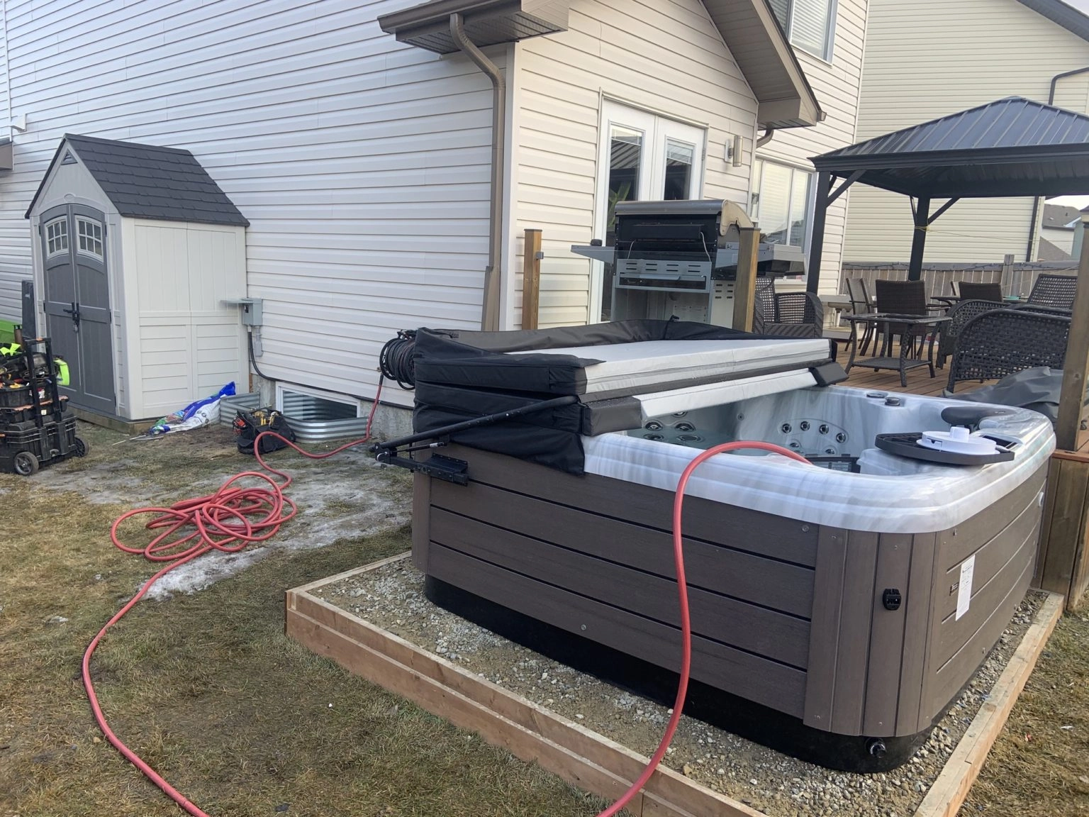 Planning the Perfect Hot Tub Installation for Your Outdoor Space